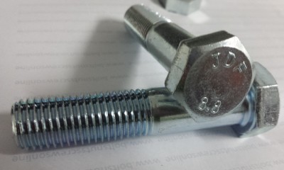 Image shows head markings on a high tensile bolt.